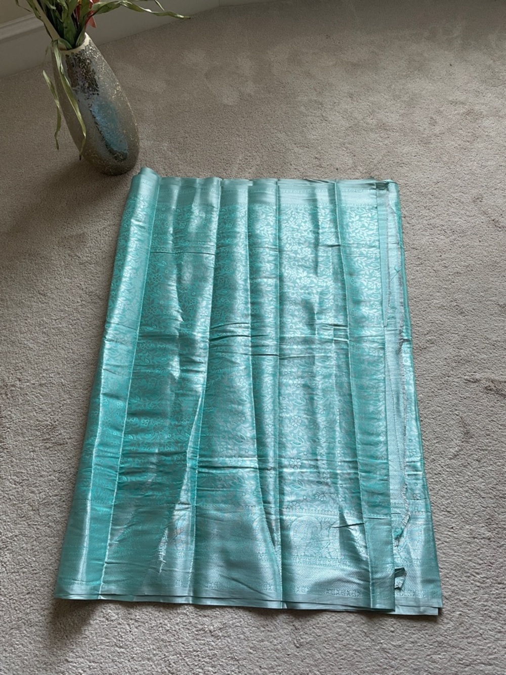 Sari - Picture 7 of 8
